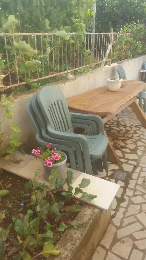 Sandra Apartment Pula Croatia
